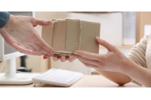 晉江哪家國際快遞能走仿牌鞋子?