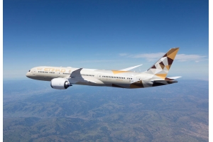 英國雙清包稅專線:支持內(nèi)置電/配套電/化妝品到英國