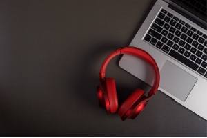 阿里國際站賣家發藍牙耳機用什么物流好?