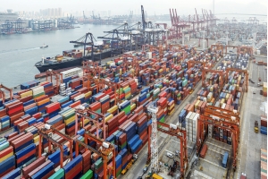 深圳鹽田港上半年集裝箱吞吐量增長21%
