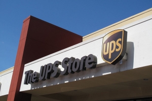 香港UPS國際快遞如何下單？香港UPS價格查詢